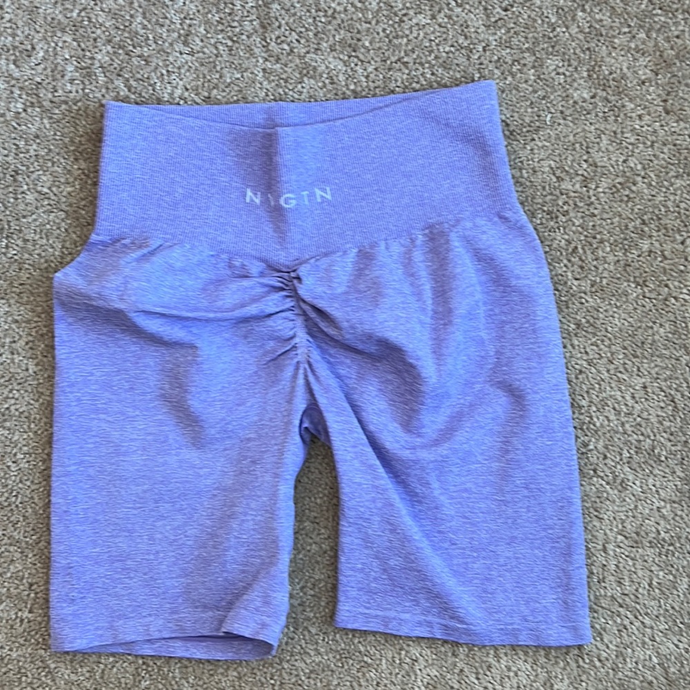 NVGTN lilac scrunch seamless shorts